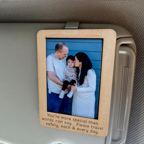 Hangwoous Car Visor Picture Frame, Couple Photo Visor, Wallet-Sized Wooden Photo Frame, Visor Clips for Cars, Car Picture Frame with VisorsClip, Gift For Him for Her - color: Please Drive Safe